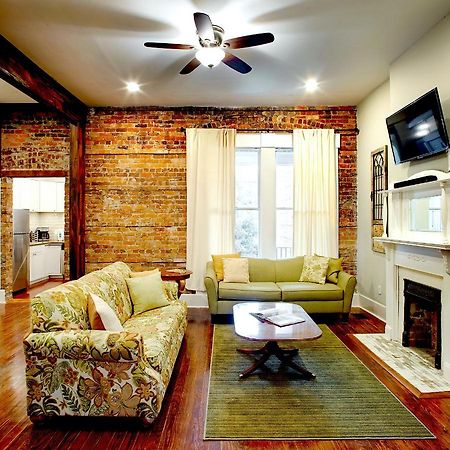 Newly Renovated Historic Savannah Townhome! 외부 사진