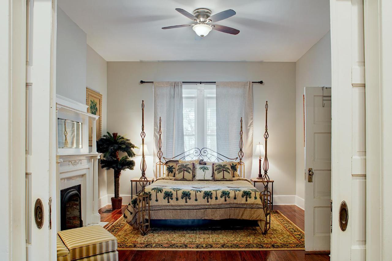 Newly Renovated Historic Savannah Townhome! 외부 사진