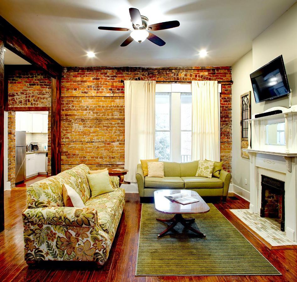 Newly Renovated Historic Savannah Townhome! 외부 사진