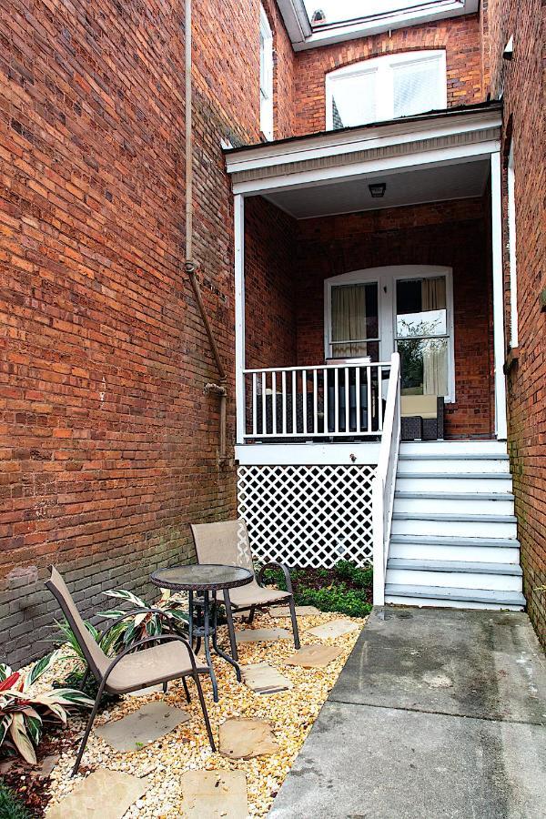 Newly Renovated Historic Savannah Townhome! 외부 사진